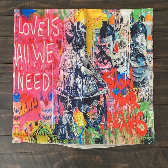 AWESOME GRAFFITI PILLOW CASES set of 3 17.5 x 17.5 inches - Picture 4 of 5